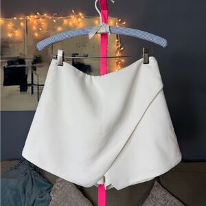 White Fox White Wrap Front Skort Size Medium